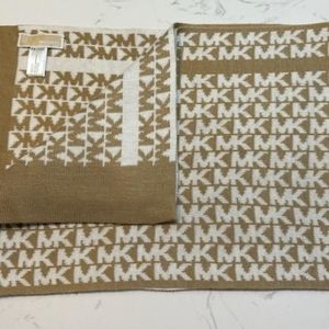 Michael Kors Scarf MK Monogram Reversible Tan Beige White Knit Logo